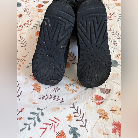 UGG Bailey Bow II Suede Tall Boots - Picture 4 of 4